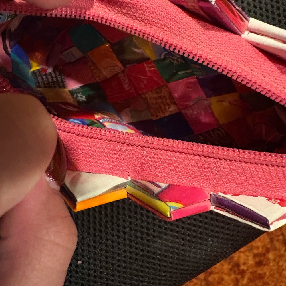 Colorful Woven Women's Bag - Picture 3 of 4